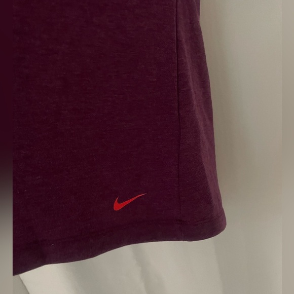 Nike Golf Purple Women's Top Xl ( MAKE OFFER!) - Picture 2 of 4